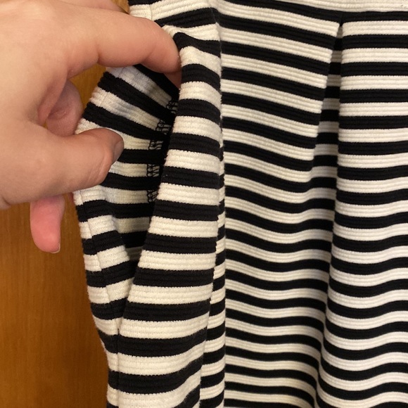 Madewell Bistro Black & White Striped Dress 8 - Picture 5 of 7